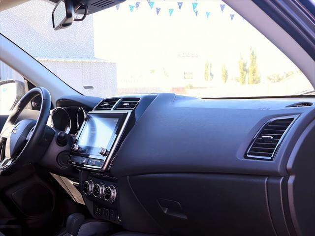 2024 Mitsubishi Outlander Sport ES