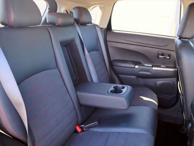 2024 Mitsubishi Outlander Sport ES