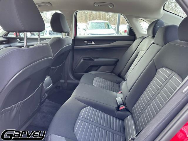 2025 Kia K5 LXS