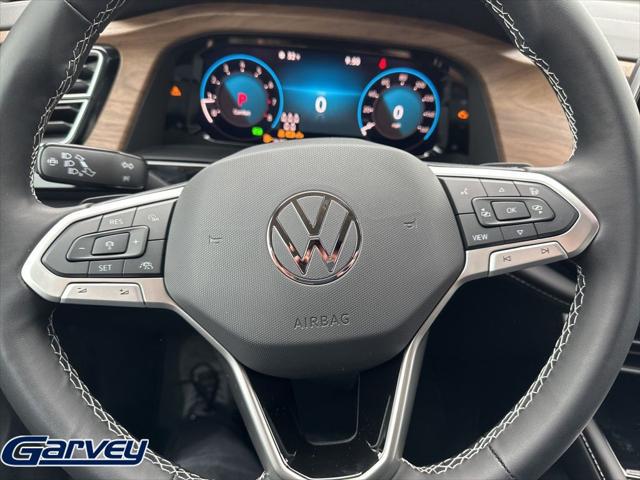 2026 Volkswagen Atlas SE with Technology