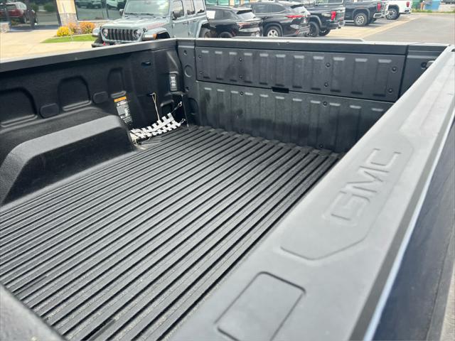 2021 GMC Sierra 1500 4WD Crew Cab Short Box Elevation