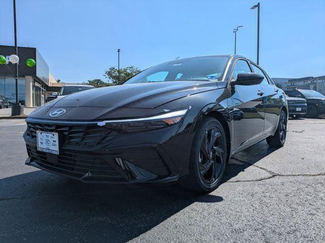 2026 Hyundai Elantra SEL Sport Premium