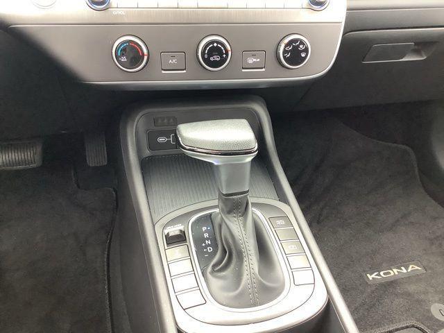2026 Hyundai Kona SE
