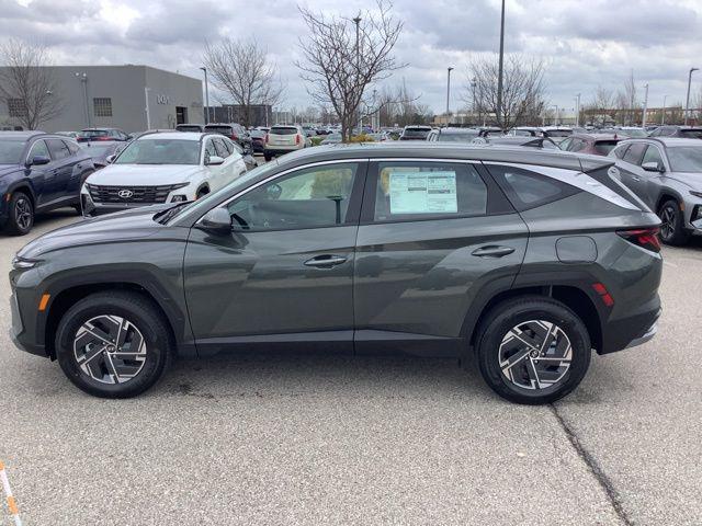 2026 Hyundai Tucson Hybrid Blue SE