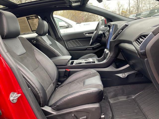 2024 Ford Edge ST
