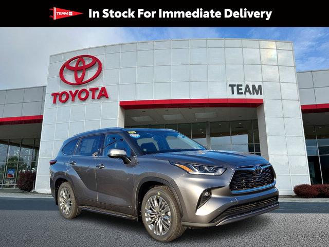 2026 Toyota Highlander Hybrid Platinum for sale in Langhorne, PA