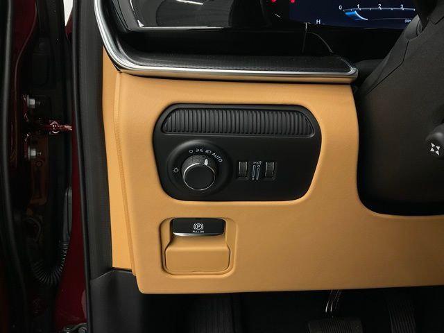 2026 Jeep Grand Wagoneer Summit Reserve 4x4