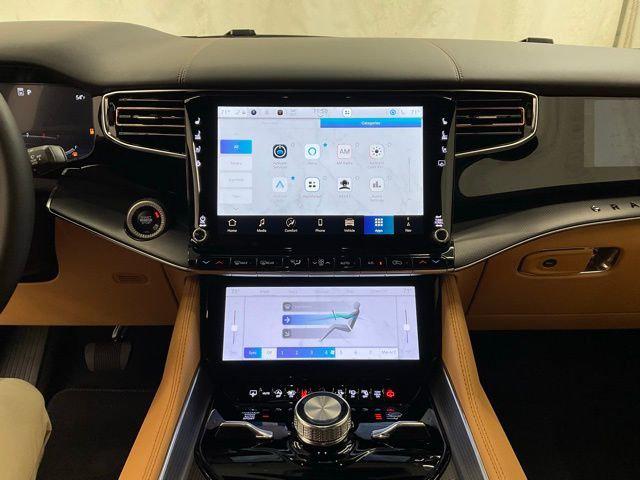 2026 Jeep Grand Wagoneer Summit Reserve 4x4
