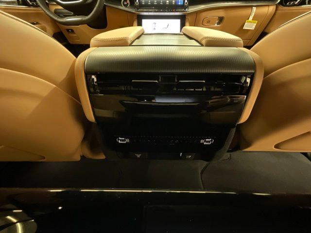2026 Jeep Grand Wagoneer Summit Reserve 4x4