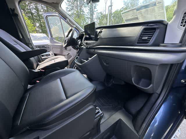 2026 Ford Transit Cargo Van T-250 148 Med Rf 9150 GVWR AWD