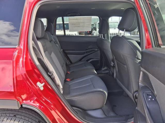 2026 Jeep Cherokee Laredo 4x4