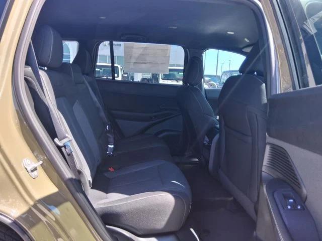 2026 Jeep Cherokee Laredo 4x4