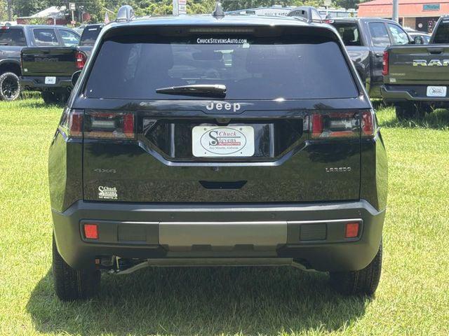 2026 Jeep Cherokee Laredo 4x4