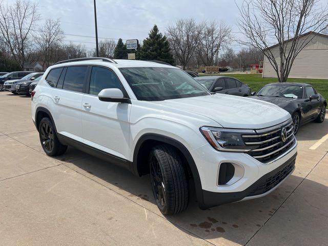 2026 Volkswagen Atlas SE with Technology for sale in Normal, IL