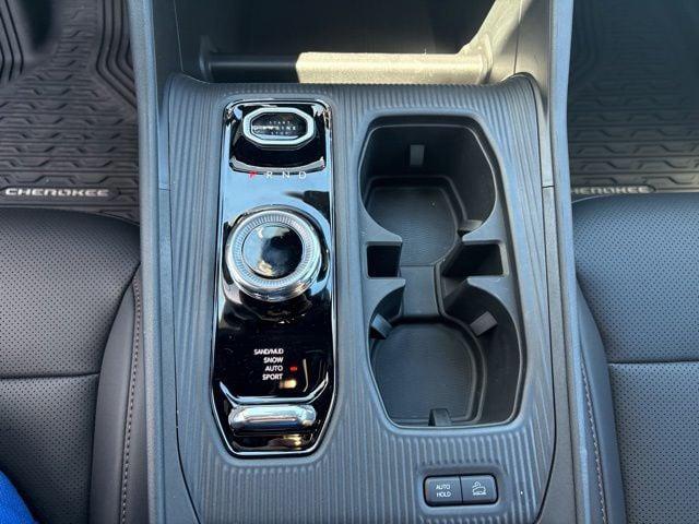 2026 Jeep Cherokee Limited 4x4