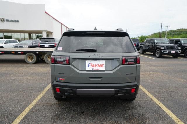 2026 Jeep Cherokee Laredo 4x4