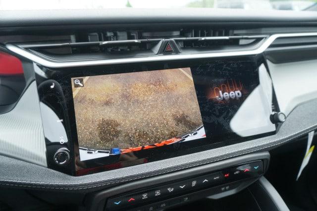 2026 Jeep Cherokee Laredo 4x4