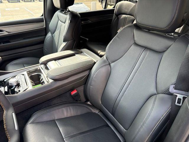 2026 Jeep Grand Wagoneer 4x4