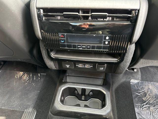 2026 Jeep Grand Wagoneer 4x4