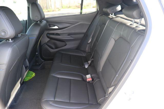 2026 Buick NV Sport Touring FWD