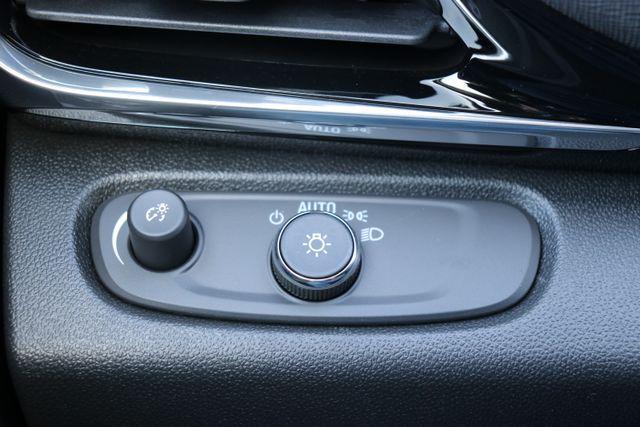 2026 Buick NV Sport Touring FWD