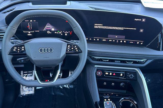 2025 Audi SQ5 Premium Plus TFSI quattro S tronic