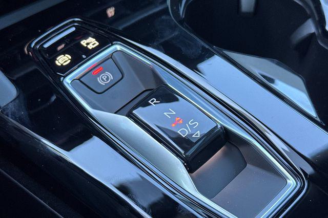 2025 Audi SQ5 Premium Plus TFSI quattro S tronic