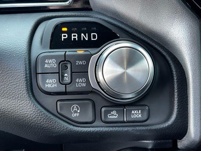 2026 Ram 1500 Laramie Crew Cab 4x4 57 Box