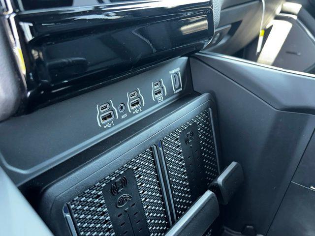 2026 Ram 1500 Laramie Crew Cab 4x4 57 Box