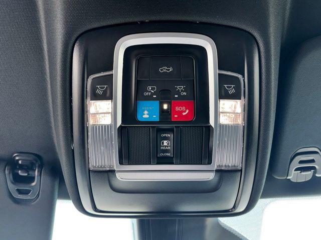 2026 Ram 1500 Laramie Crew Cab 4x4 57 Box