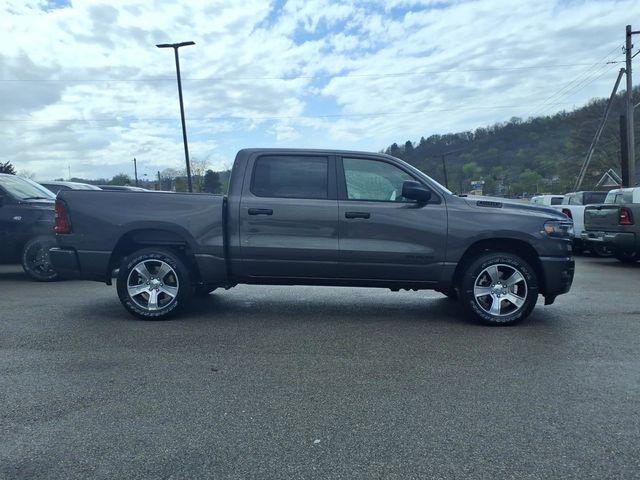 2026 Ram 1500 Express Crew Cab 4x4 57 Box