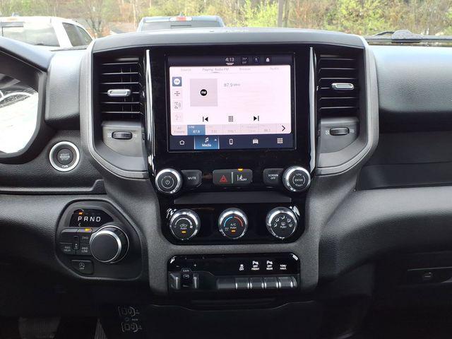 2026 Ram 1500 Express Crew Cab 4x4 57 Box