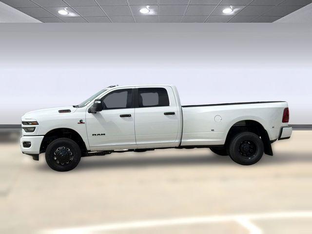 2026 Ram 3500 Big Horn Crew Cab 4x4 8' Box