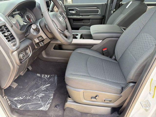 2026 Ram 3500 Big Horn Crew Cab 4x4 8' Box