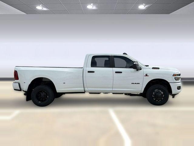 2026 Ram 3500 Big Horn Crew Cab 4x4 8' Box