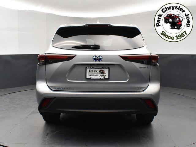 2024 Toyota Highlander Hybrid XLE
