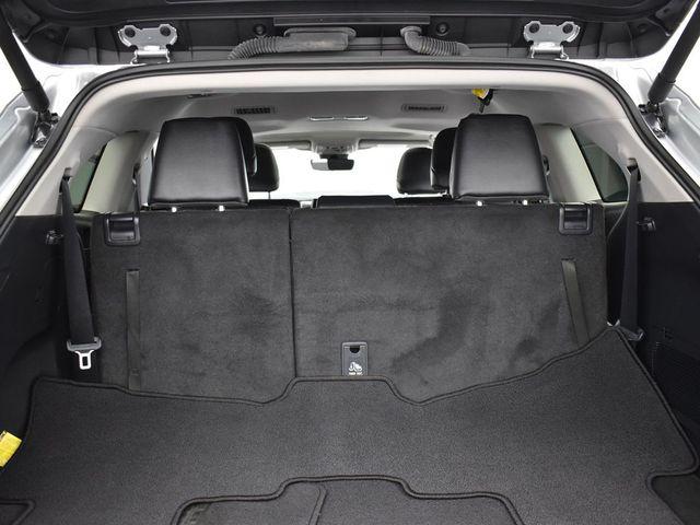 2024 Toyota Highlander Hybrid XLE