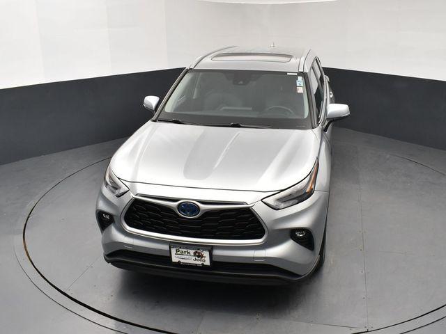 2024 Toyota Highlander Hybrid XLE