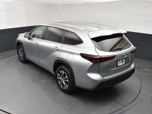 2024 Toyota Highlander Hybrid XLE