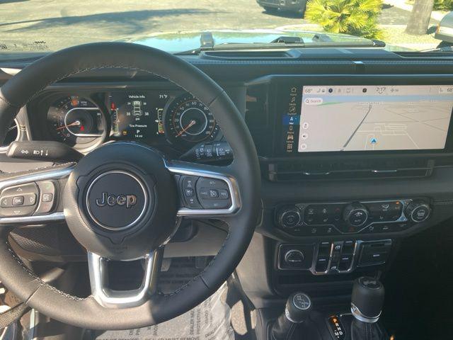 2026 Jeep Wrangler 4-Door Sahara 4x4