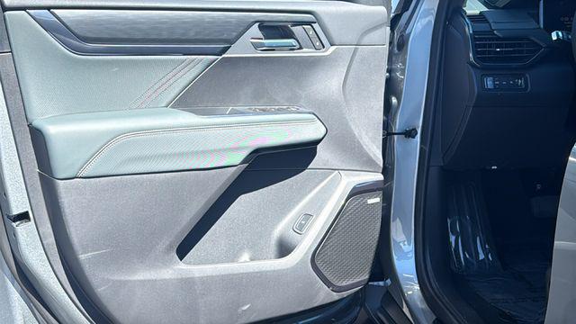 2026 GMC Acadia AT4 AWD