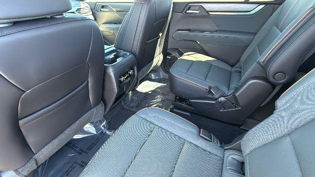 2026 GMC Acadia AT4 AWD