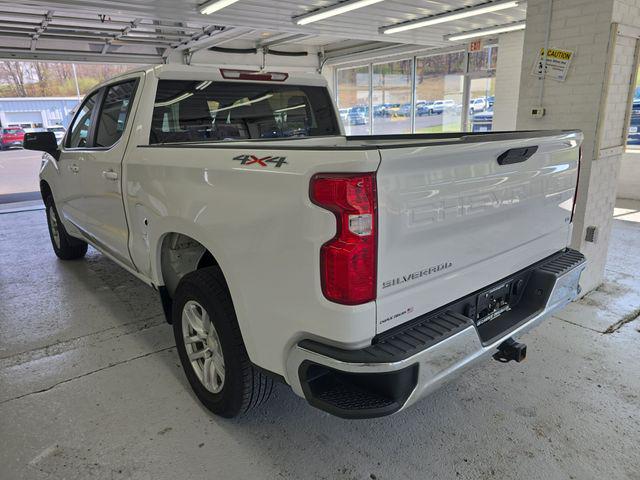 2022 Chevrolet Silverado 1500 4WD Crew Cab Short Bed LT with 2FL
