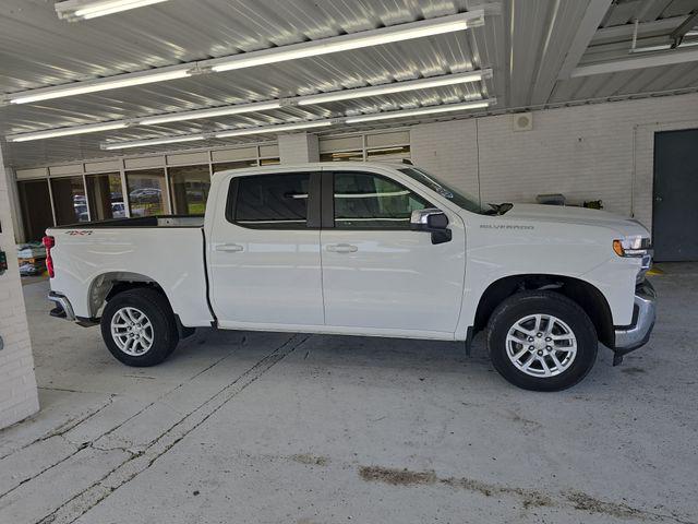 2022 Chevrolet Silverado 1500 4WD Crew Cab Short Bed LT with 2FL
