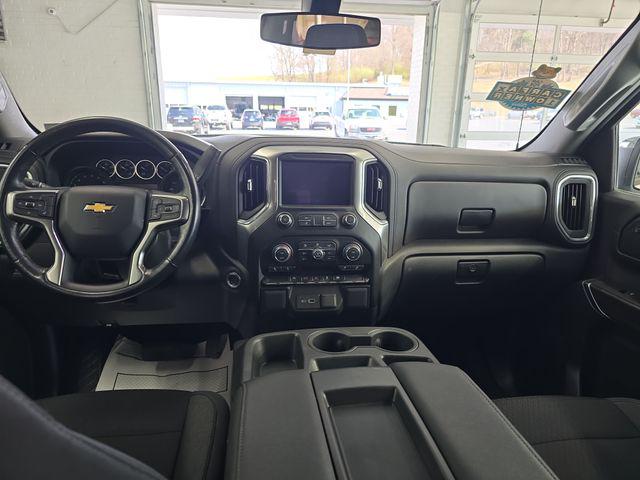 2022 Chevrolet Silverado 1500 4WD Crew Cab Short Bed LT with 2FL