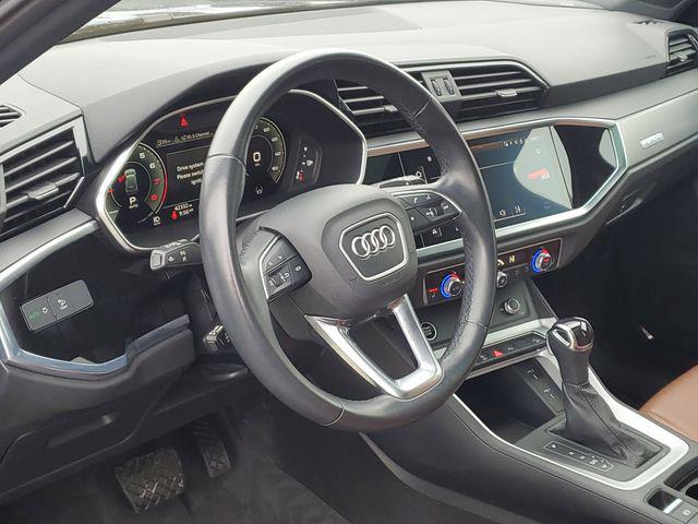 2022 Audi Q3 Premium Plus 45 TFSI S line quattro Tiptronic