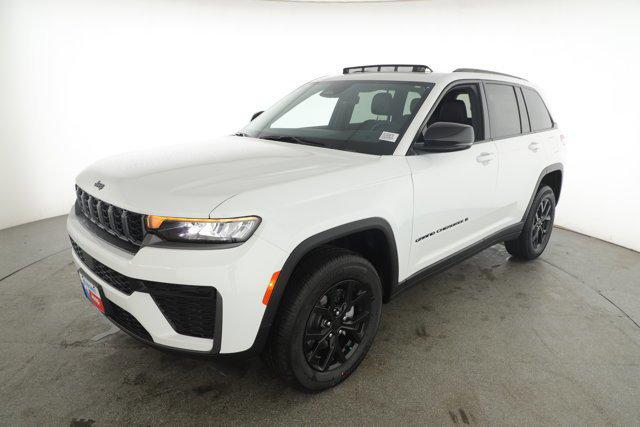 2026 Jeep Grand Cherokee GRAND CHEROKEE LAREDO ALTITUDE 4X2