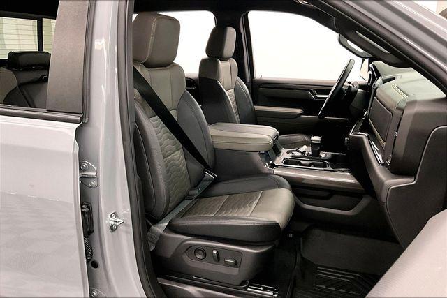 2025 Chevrolet Silverado 1500 4WD Crew Cab Short Bed ZR2