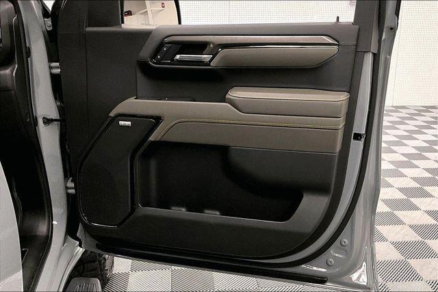 2025 Chevrolet Silverado 1500 4WD Crew Cab Short Bed ZR2