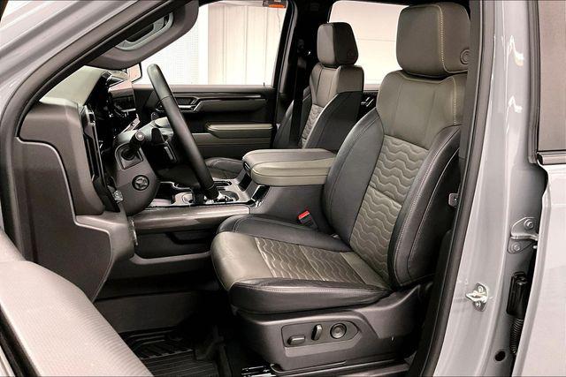 2025 Chevrolet Silverado 1500 4WD Crew Cab Short Bed ZR2